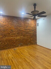 1833 W Lexington St photo'