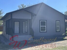 780 W Elm in Stephenville, TX - Building Photo