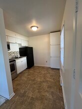 4052 W Lake Rd, Unit 4054 in Erie, PA - Building Photo - Building Photo