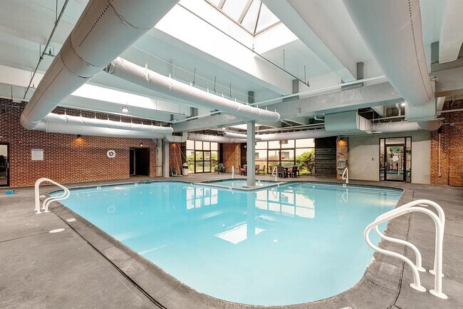 75 Liberty Ave, Unit C11 in Jersey City, NJ - Building Photo - Building Photo