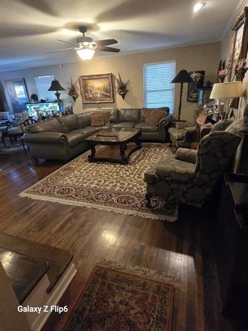 5028 Lahoma St in Dallas, TX - Foto de edificio - Building Photo