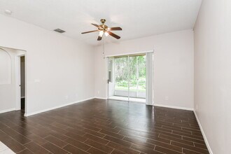 1034 Cherry Valley Way in Orlando, FL - Building Photo - Building Photo