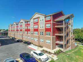 The Locale Fayetteville | Student Housing in Fayetteville, AR - Foto de edificio - Building Photo