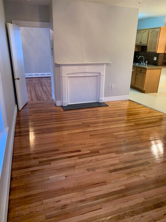 85 Central St, Unit 85 Central in Georgetown, MA - Building Photo