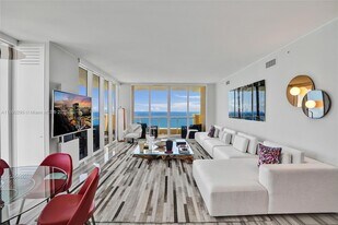 17875 Collins Ave, Unit 3101 in Sunny Isles Beach, FL - Building Photo
