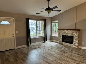 1143 Grouse Dr in Redding, CA - Building Photo - Building Photo