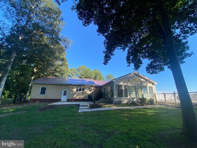 property at 13852 Dulin Rd