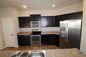 7301 Oliver Loving Dr in Killeen, TX - Foto de edificio - Building Photo