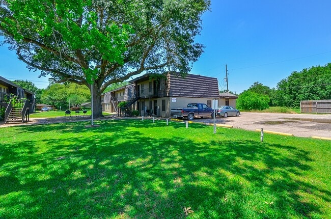 property at 1518 East Ave