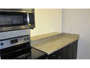 14201 SW 88th St in Miami, FL - Building Photo - Building Photo