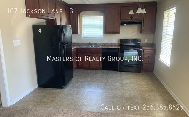 107 Jackson Ln in Lincoln, AL - Building Photo - Building Photo