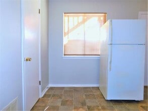 401 Betchan Dr-Unit -2A in Lake Dallas, TX - Building Photo - Building Photo