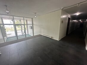 Hilltop Garden Apartments in Holyoke, MA - Building Photo - Building Photo