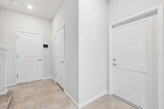 5481 Elmview Xing in Wesley Chapel, FL - Building Photo - Building Photo