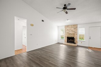 12701 Europa Ln in Austin, TX - Building Photo - Building Photo