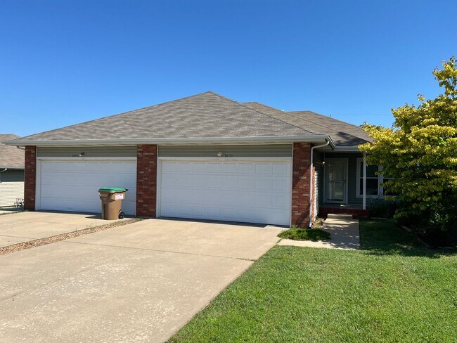 property at 3651 W Sylvania St
