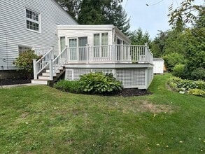 14 Rip Van Winkle Cir in Warwick, RI - Building Photo - Building Photo
