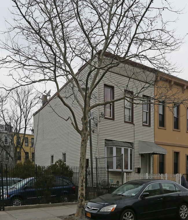 1449 Gates Ave in Brooklyn, NY - Building Photo - Building Photo