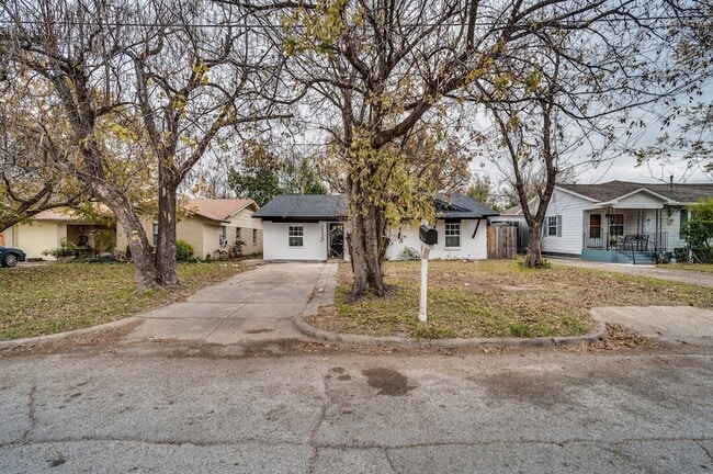 property at 2110 Aggie Dr