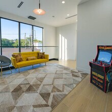 1812 Miami Rd-Unit -ID1369670P in Fort Lauderdale, FL - Foto de edificio - Building Photo