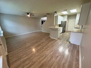 17635 Bering Bridge Ln in Humble, TX - Foto de edificio - Building Photo