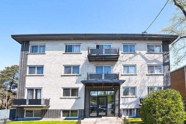1125 Galt Rue in Verdun, QC - Building Photo - Building Photo