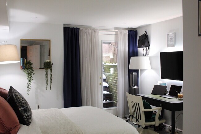 3417 Brown St NW, Unit 1