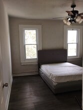 3917 Park Heights Ave in Baltimore, MD - Building Photo - Building Photo