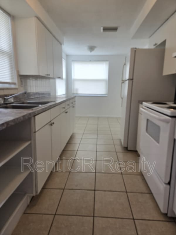 4836 Flora Ave in Holiday, FL - Building Photo - Building Photo