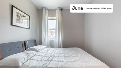 Room in Shared 4 bed/2 bath home in New York, NY - Building Photo - Building Photo