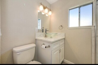 141 Kaseberg Dr in Roseville, CA - Building Photo - Building Photo