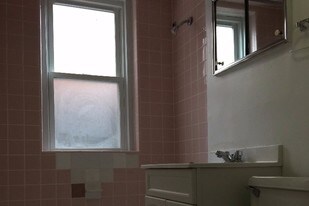 15 Queensberry St, Unit 15 in Boston, MA - Building Photo