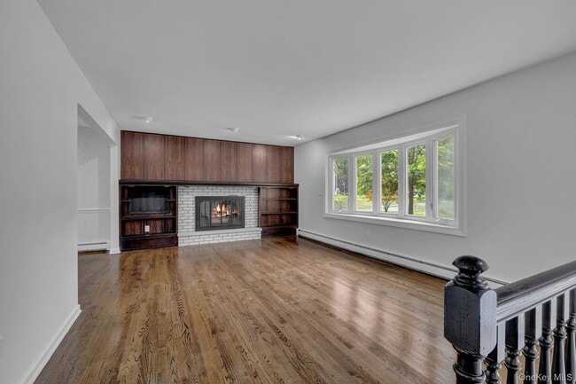 94 Jessen Pl in Beacon, NY - Building Photo - Building Photo