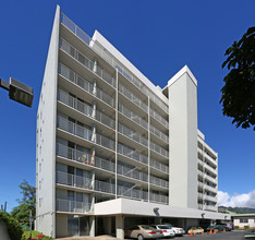 Pualani Manor in Honolulu, HI - Building Photo - Building Photo