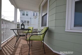 148 Langdon Ave, Unit 1 in Watertown, MA - Foto de edificio - Building Photo