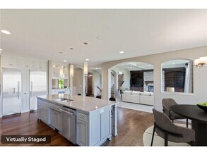 5510 Upland Ln N in Plymouth, MN - Building Photo - Building Photo