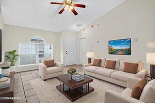 2042 Wiley Oaks Ln, Unit 2079 in Jacksonville, FL - Building Photo