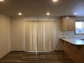 2955 NW 9th Ln in Redmond, OR - Building Photo - Building Photo