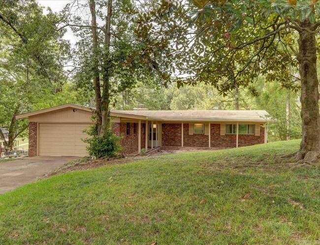 202 Little John Trail in Hot Springs, AR - Building Photo - Building Photo