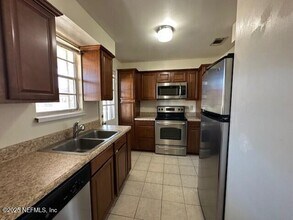 1644 El Camino Rd in Jacksonville, FL - Building Photo - Building Photo