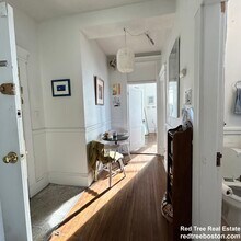 407 Huntington Ave, Unit #28 in Boston, MA - Foto de edificio - Building Photo