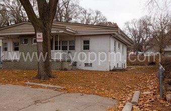 1719 Mayfield Ave in Omaha, NE - Building Photo - Building Photo