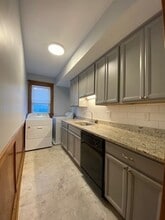 34 Camden St in North Andover, MA - Building Photo - Building Photo