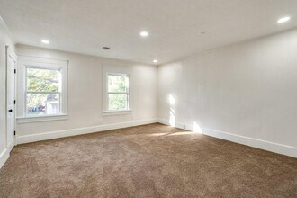 6701 Gertrude Ave in Cleveland, OH - Building Photo - Building Photo