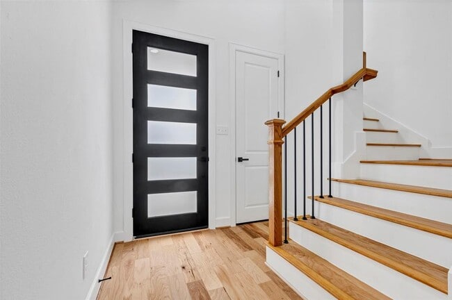 9428 Campbell Rd in Houston, TX - Building Photo - Building Photo