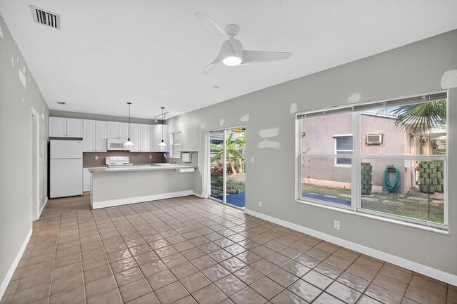 property at 625 NE 10th Ave