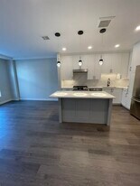 18 Artisan Dr in Salem, NH - Building Photo