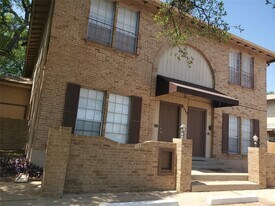 8110 Sonnet Ave in Austin, TX - Building Photo