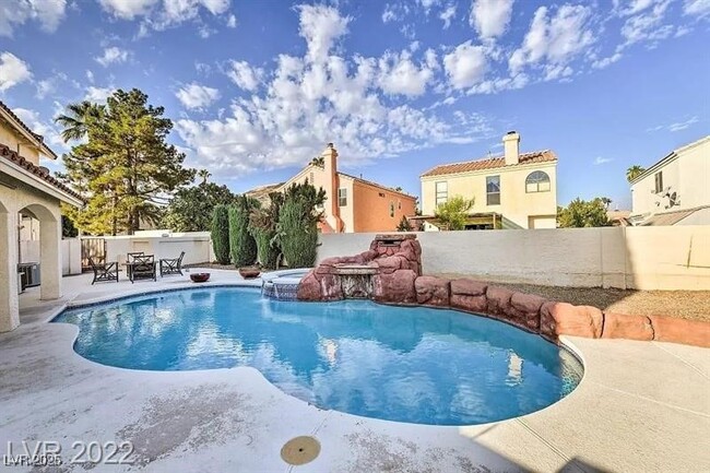 property at 371 Placer Creek Ln