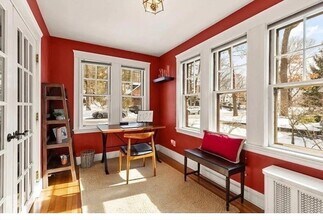 10 Dexter Rd in Lexington, MA - Foto de edificio - Building Photo